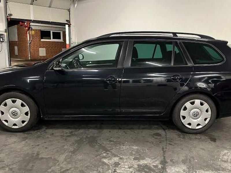 Gebraucht VW Golf VI 110 PS (80 kW) 2012 Schwarz Kleinwagen