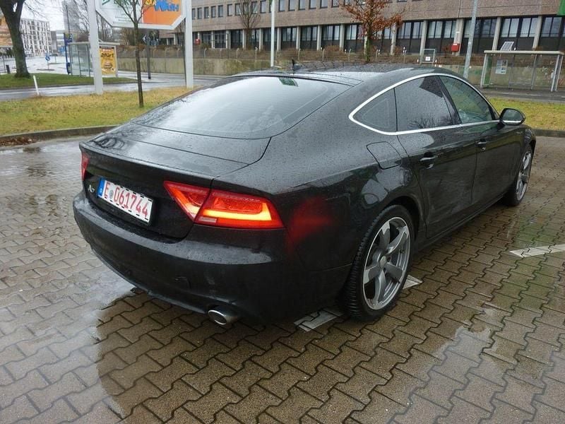 Gebraucht Audi A7 Sportback Comfort 204 PS (150 kW) 2012 Schwarz Kleinwagen
