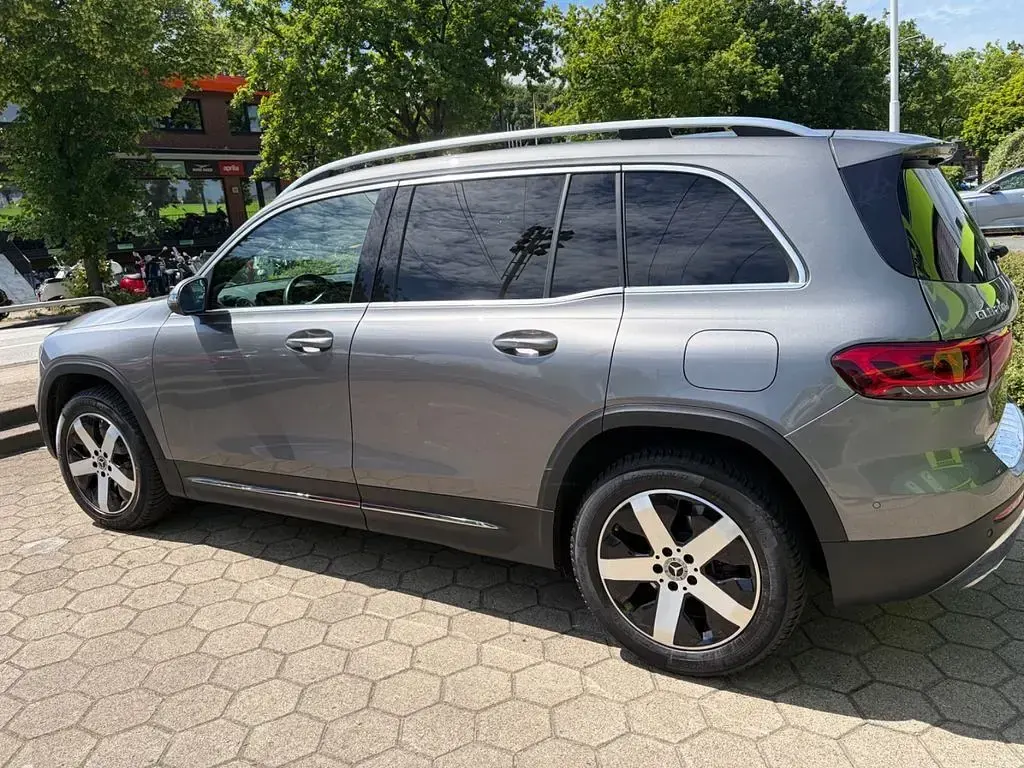 Gebraucht Mercedes GLB200 Progressive 150 PS (110 kW) 2020 Grau SUV