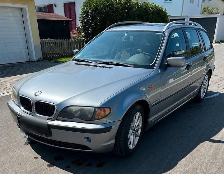 Grau Gebraucht 2004 BMW 318 Kombi | 1.200 € (Guter Preis) - Bild 1/4
