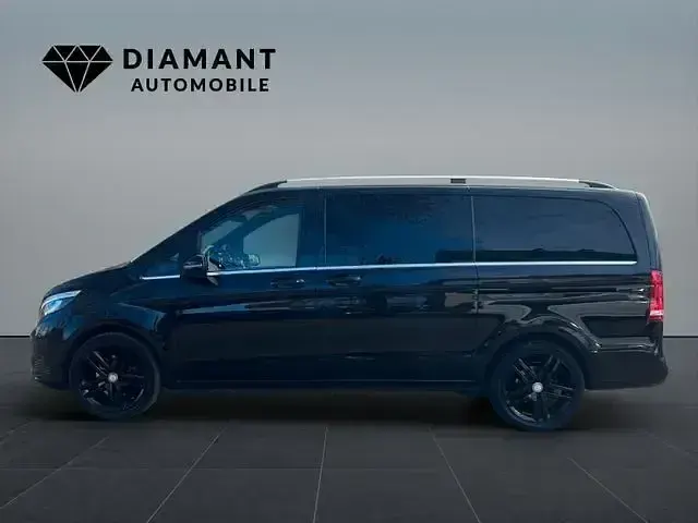 Gebraucht Mercedes V250 Avantgarde Edition 190 PS (139 kW) 2019 Schwarz Van / Kleinbus