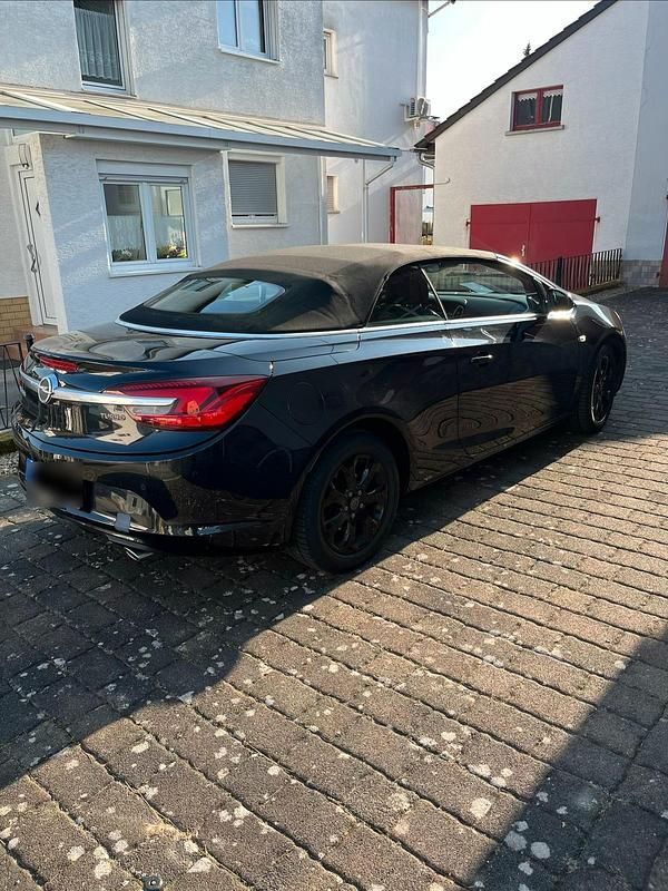 Gebraucht Opel Cascada 200 PS (147 kW) 2015 Schwarz Cabrio