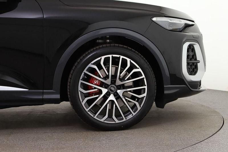 Neu Audi SQ5 Sportback Sport 367 PS (269 kW) 2025 Schwarz SUV