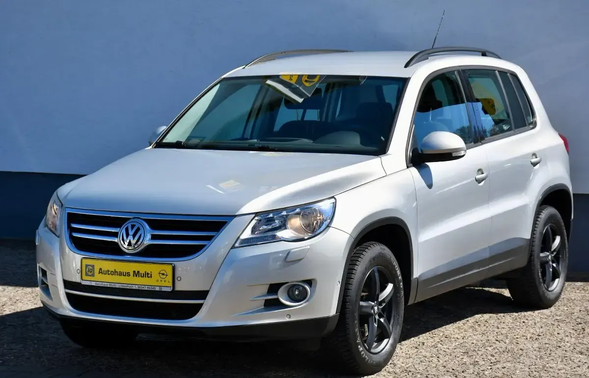 Gebraucht VW Tiguan Freestyle 150 PS (110 kW) 2011 Gold SUV