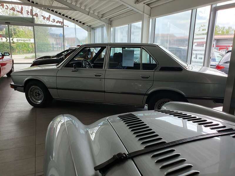 Gebraucht BMW 533 200 PS (147 kW) 1976 Polarissilber 060 Limousine