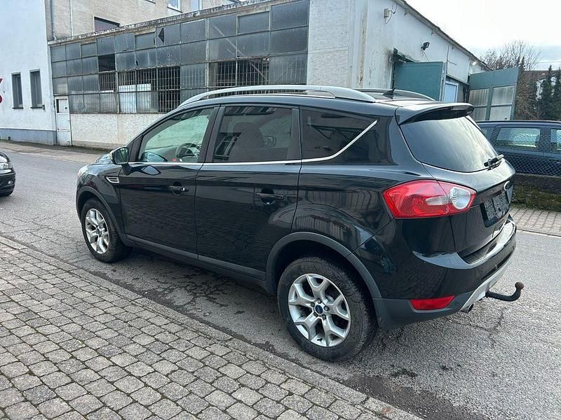 Gebraucht Ford Kuga Titanium 163 PS (119 kW) 2011 Schwarz SUV
