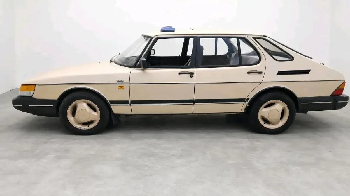Gebraucht Saab 900 126 PS (92 kW) 1989 Gold Limousine