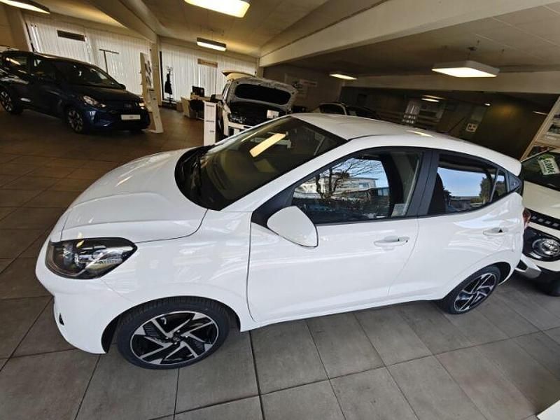 Neu Hyundai i10 Prime 79 PS (58 kW) 2025 Weiss Kleinwagen