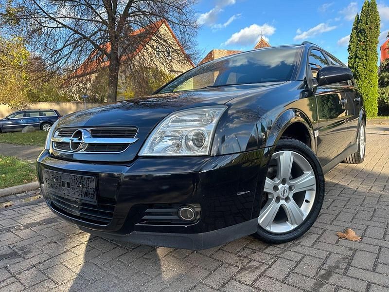 Schwarz Gebraucht 2005 Opel Vectra Kombi | 3.490 € (Etwas zu teuer) - Bild 1/4