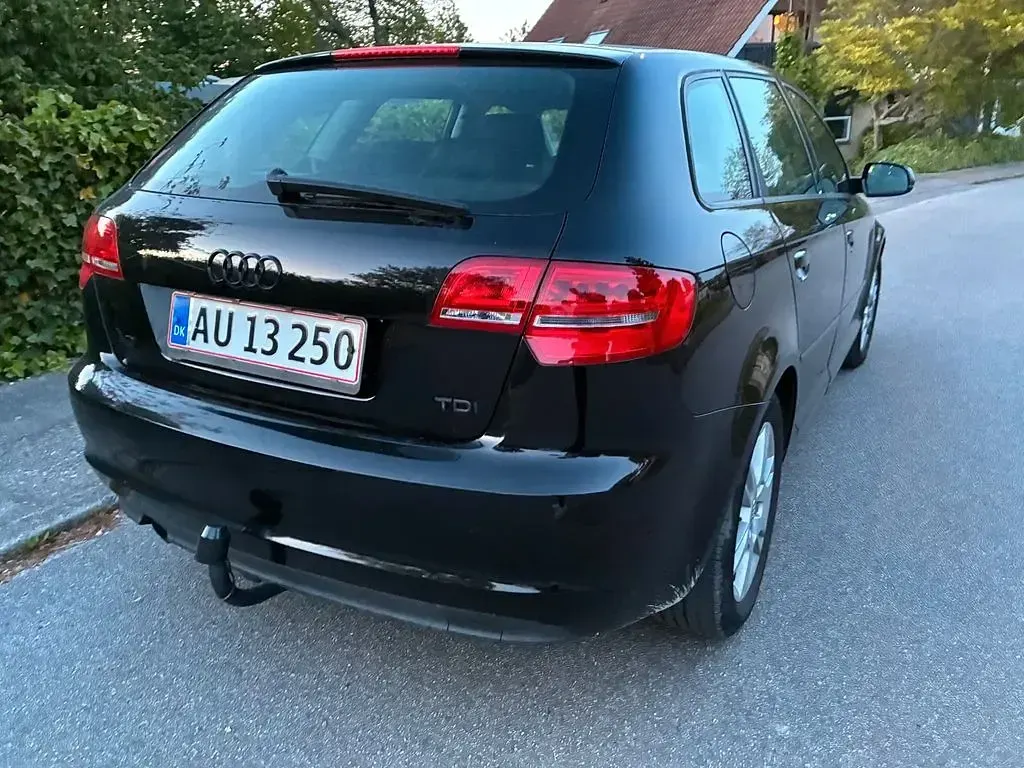 Occasion Audi A3 Attraction 150 ch (110 kW) 2011 Noir Citadine