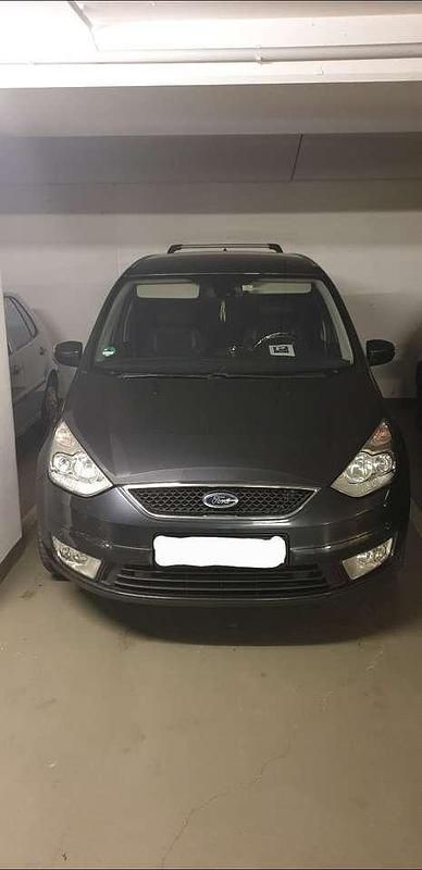 Gebraucht Ford Galaxy Ghia 140 PS (102 kW) 2009 Van / Kleinbus