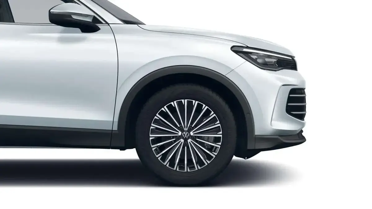 Neu VW Tiguan Elegance 204 PS (150 kW) 2026 Oyster silver metallic SUV