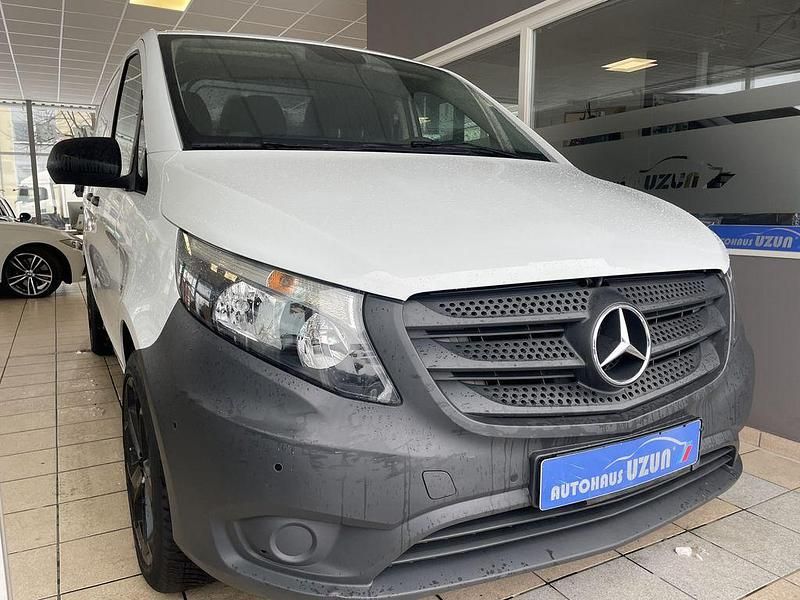 Gebraucht Mercedes Vito 163 PS (119 kW) 2019 Weiß Van
