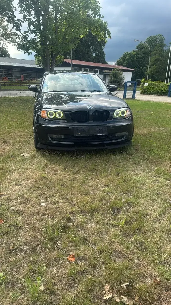 Gebraucht BMW 116 116 PS (85 kW) 2007 Schwarz Kleinwagen
