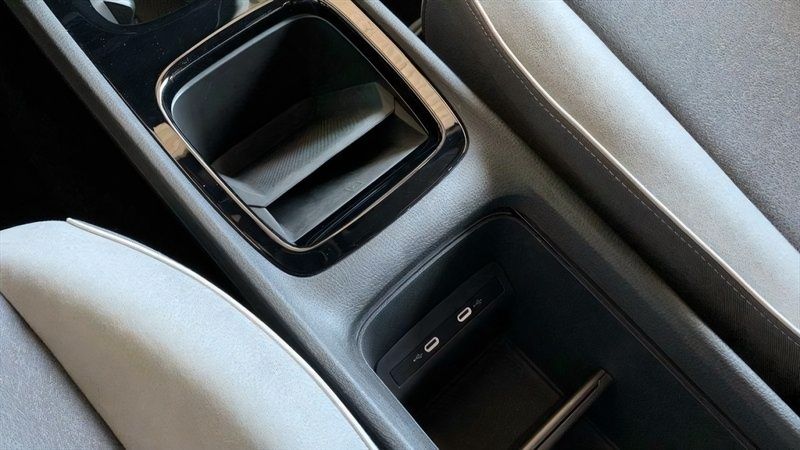 Gebraucht VW ID.3 Pro Performance 150 kW (204 PS) 2021 Blau / makenatürkis zweifarbig / metallic Kleinwagen
