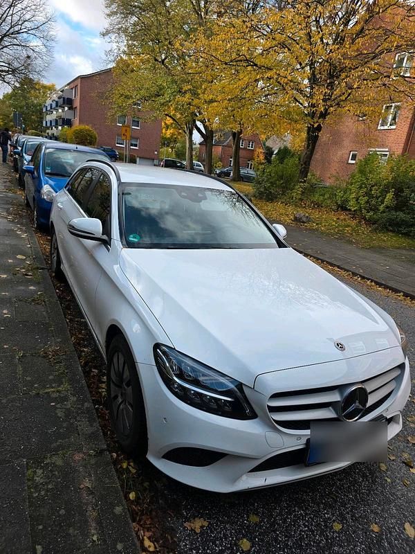 Gebraucht Mercedes C180 122 PS (89 kW) 2020 Weiß Kombi