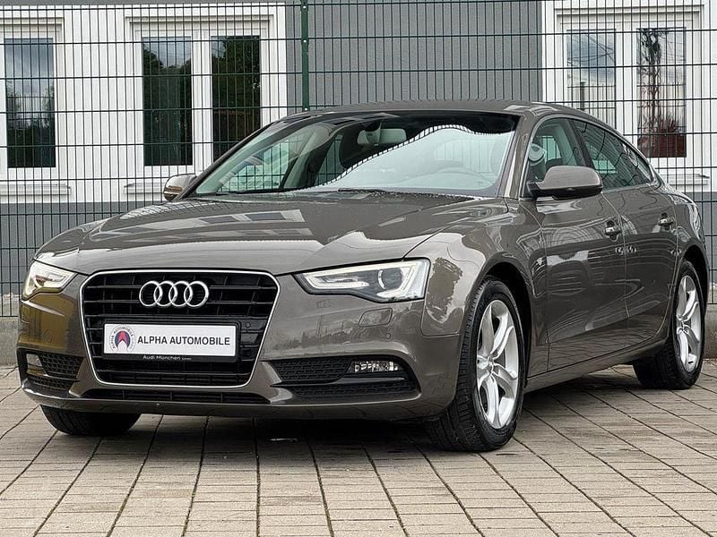 Grau Gebraucht 2016 Audi A5 Sportback Advanced Kleinwagen | 16.990 € (Fairer Preis) - Bild 1/4
