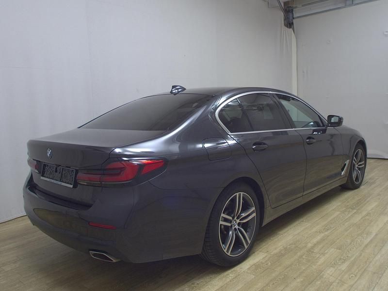 Gebraucht BMW 520 Performance 190 PS (139 kW) 2020 Grau Limousine