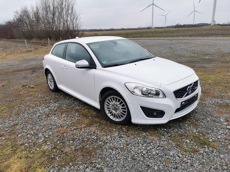 Gebraucht Volvo C30 R-Design 114 PS (83 kW) 2011 Weiß Kleinwagen