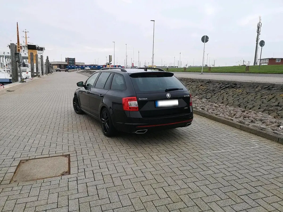 Gebraucht Skoda Octavia RS 184 PS (135 kW) 2016 Schwarz Kombi