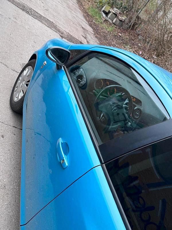 Gebraucht Opel Corsa 75 PS (55 kW) 2010 Blau Kleinwagen