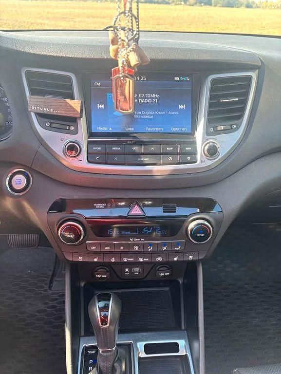 Gebraucht Hyundai Tucson Advantage 177 PS (130 kW) 2016 Weiß SUV