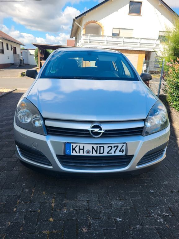 Silber Gebraucht 2004 Opel Astra Limousine | 1.200 € (Guter Preis) - Bild 1/4