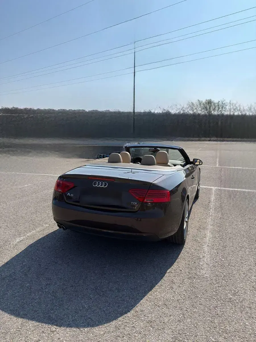 Używany Audi A5 Cabriolet Design 190 KM (139 kW) 2014 Brązowy Kabriolet