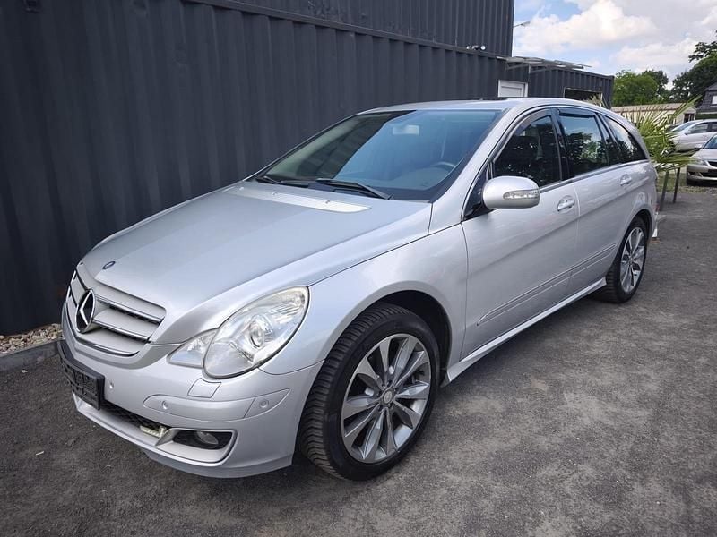 Silber Gebraucht 2006 Mercedes R280 Van / Kleinbus | 8.450 € - Bild 1/4