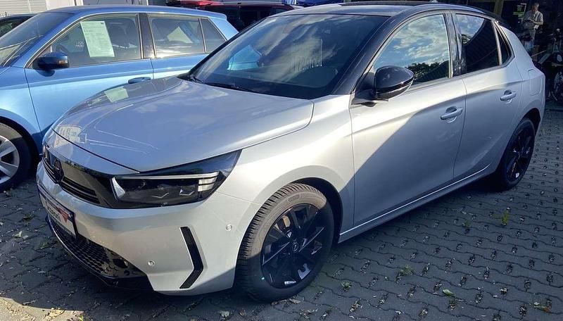 Silber Gebraucht 2024 Opel Corsa Limousine | 17.290 € (Fairer Preis) - Bild 1/4