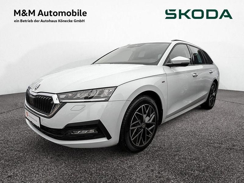 Weiß Gebraucht 2022 Skoda Octavia Clever Kombi | 25.390 € (Teuer) - Bild 1/4
