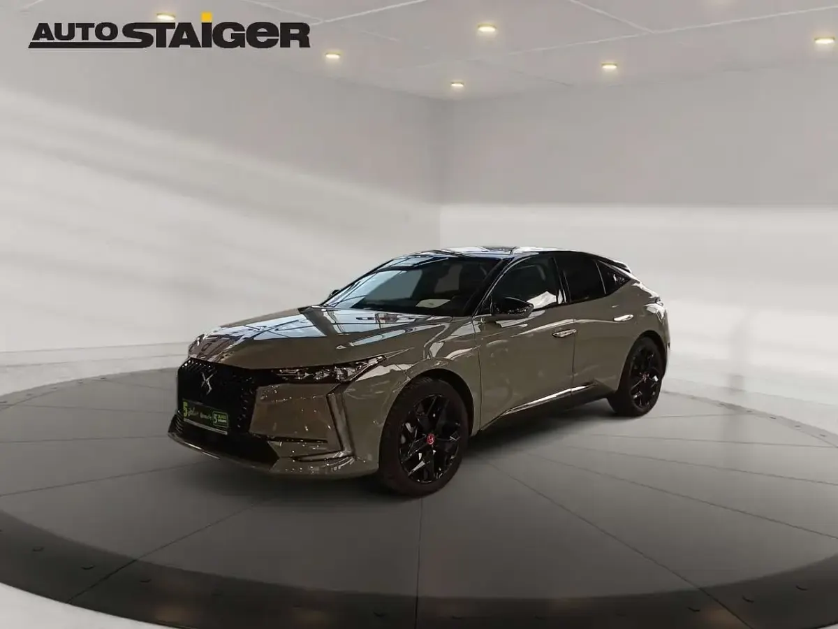 Gebraucht DS Automobiles DS4 Performance Line Plus 224 PS (164 kW) 2022 Lackierung lacquered grey/typ Limousine