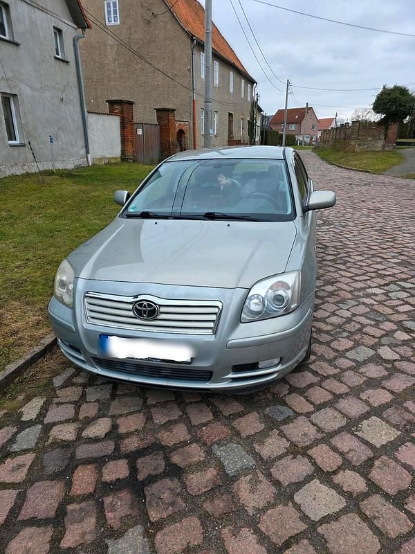 Gebraucht Toyota Avensis Executive 129 PS (94 kW) 2004 Grün Limousine