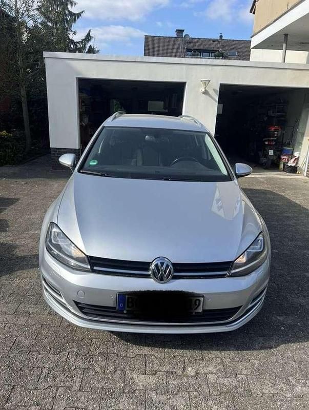 Gebraucht 2015 VW Golf VII LOUNGE Kombi | 11.000 € (Guter Preis) - Bild 1/4