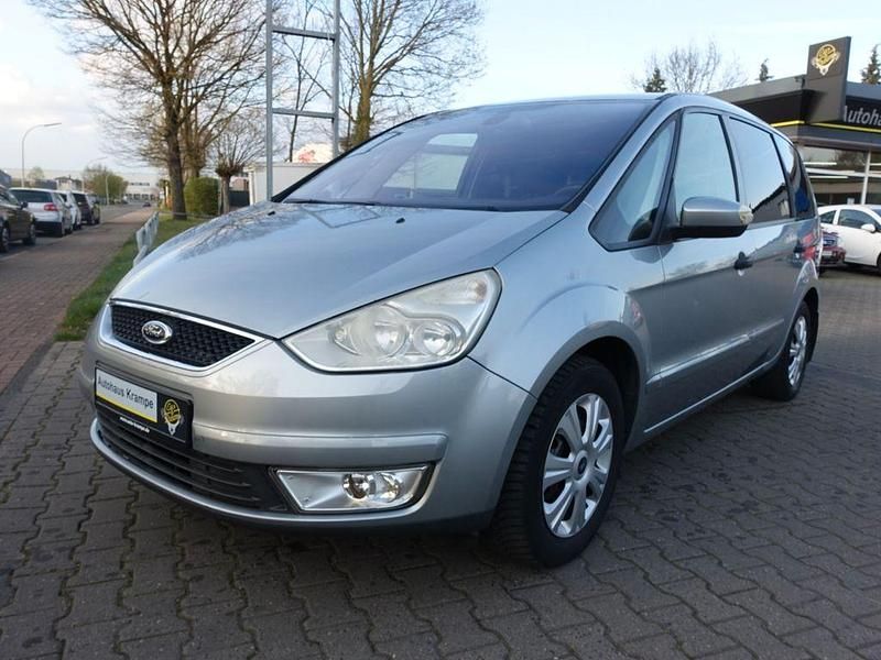 Gebraucht Ford Galaxy Ambiente 131 PS (96 kW) 2007 Silber Van / Kleinbus