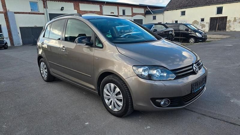 Gebraucht VW Golf Plus Cross Match 105 PS (77 kW) 2012 Grau Van / Kleinbus