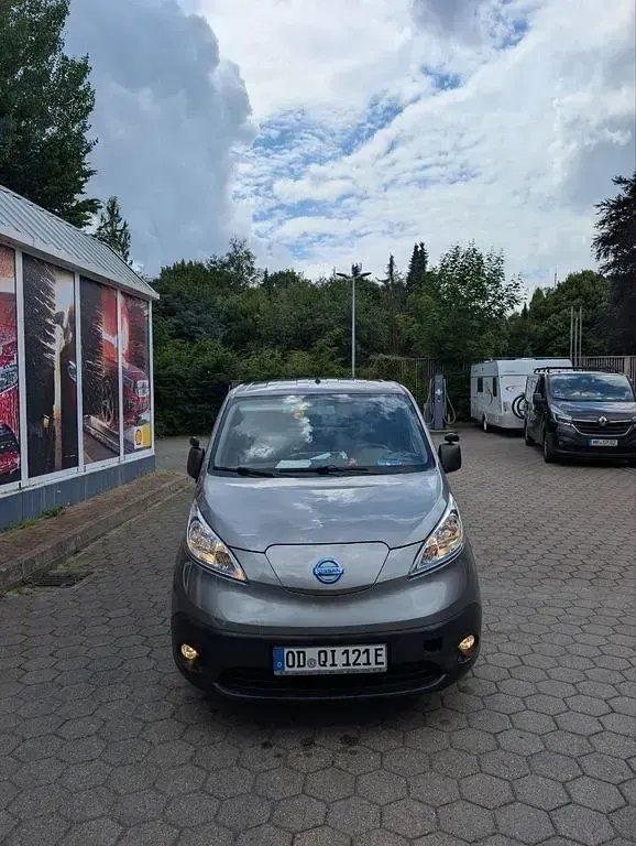 Gebraucht Nissan e-NV200 110 kW (150 PS) 2018 Grau Van / Kleinbus