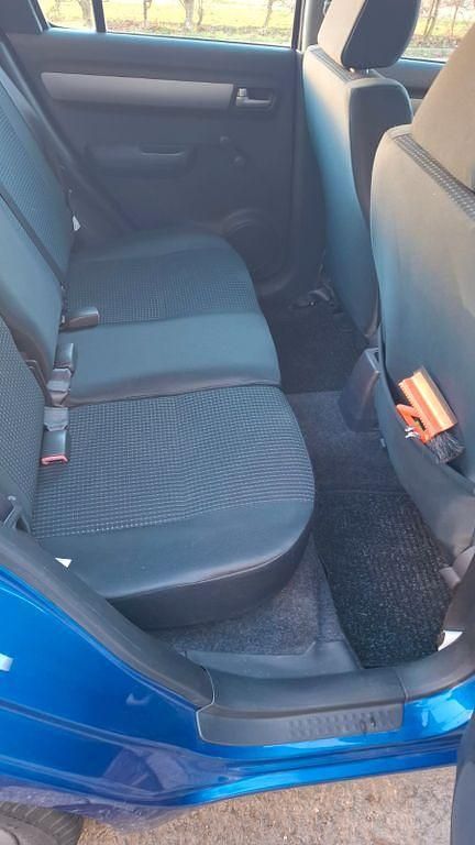 Gebraucht Suzuki Swift Club 92 PS (67 kW) 2006 Blau Kleinwagen