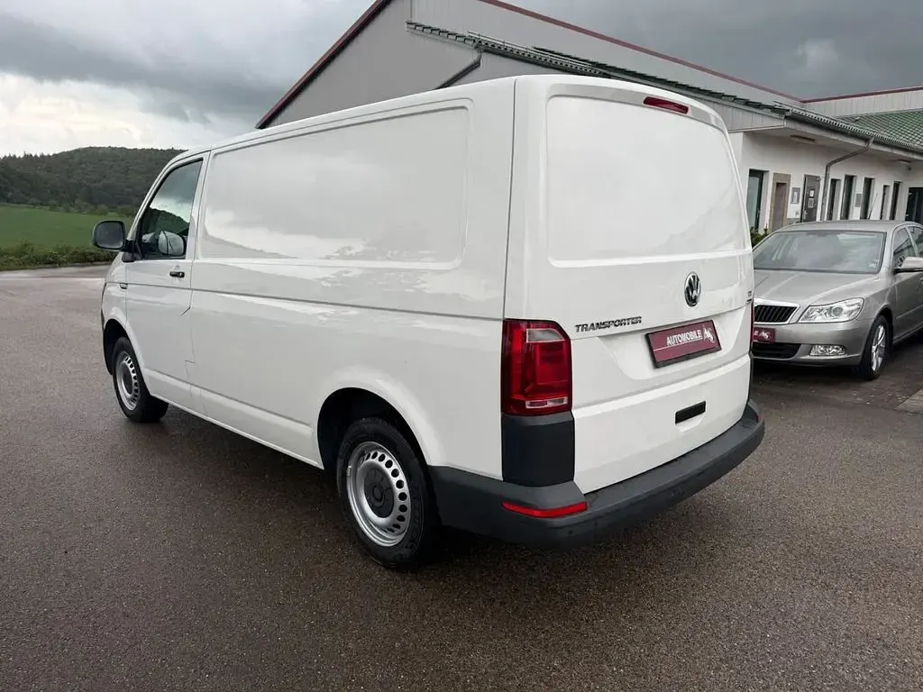 Gebraucht VW Transporter 140 PS (102 kW) 2016 Weiß Van
