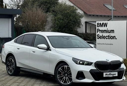 Neu BMW 530e Shadowline 299 PS (219 kW) 2026 Weiß Kombi