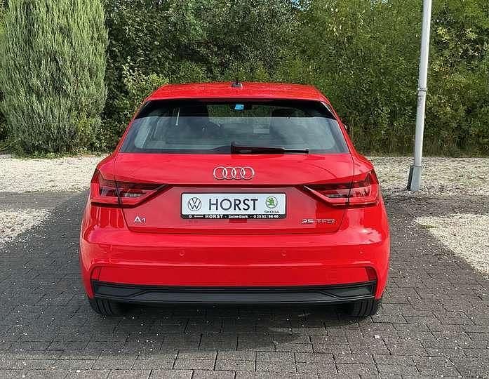 Gebraucht Audi A1 95 PS (69 kW) 2021 Rot Kleinwagen