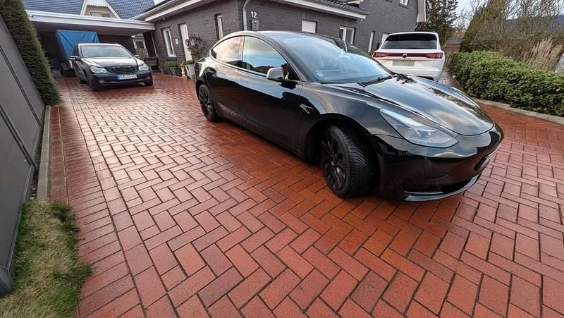 Gebraucht Tesla Model 3 Standard Range 208 kW (283 PS) 2023 Limousine
