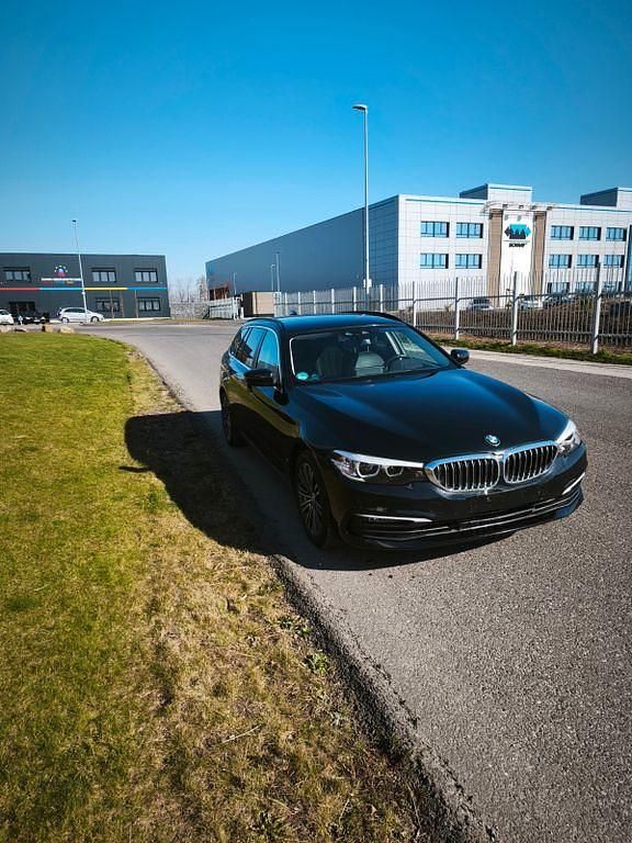 Gebraucht BMW 520 190 PS (139 kW) 2020 Schwarz Kombi