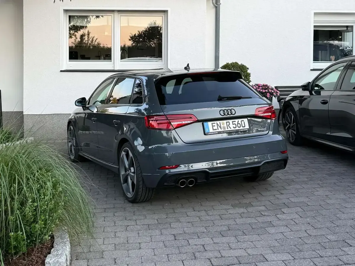 Gebraucht Audi A3 Sport 190 PS (139 kW) 2017 Grau Kombi
