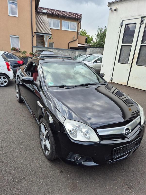 Schwarz Gebraucht 2009 Opel Tigra Cabrio | 3.299 € - Bild 1/4