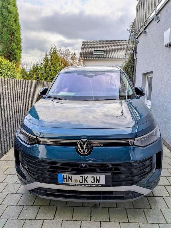 Gebraucht VW Tayron Life 150 PS (110 kW) 2025 Blau SUV