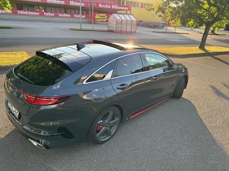 Gebraucht Kia ProCeed GT 204 PS (150 kW) 2021 Grau Kombi