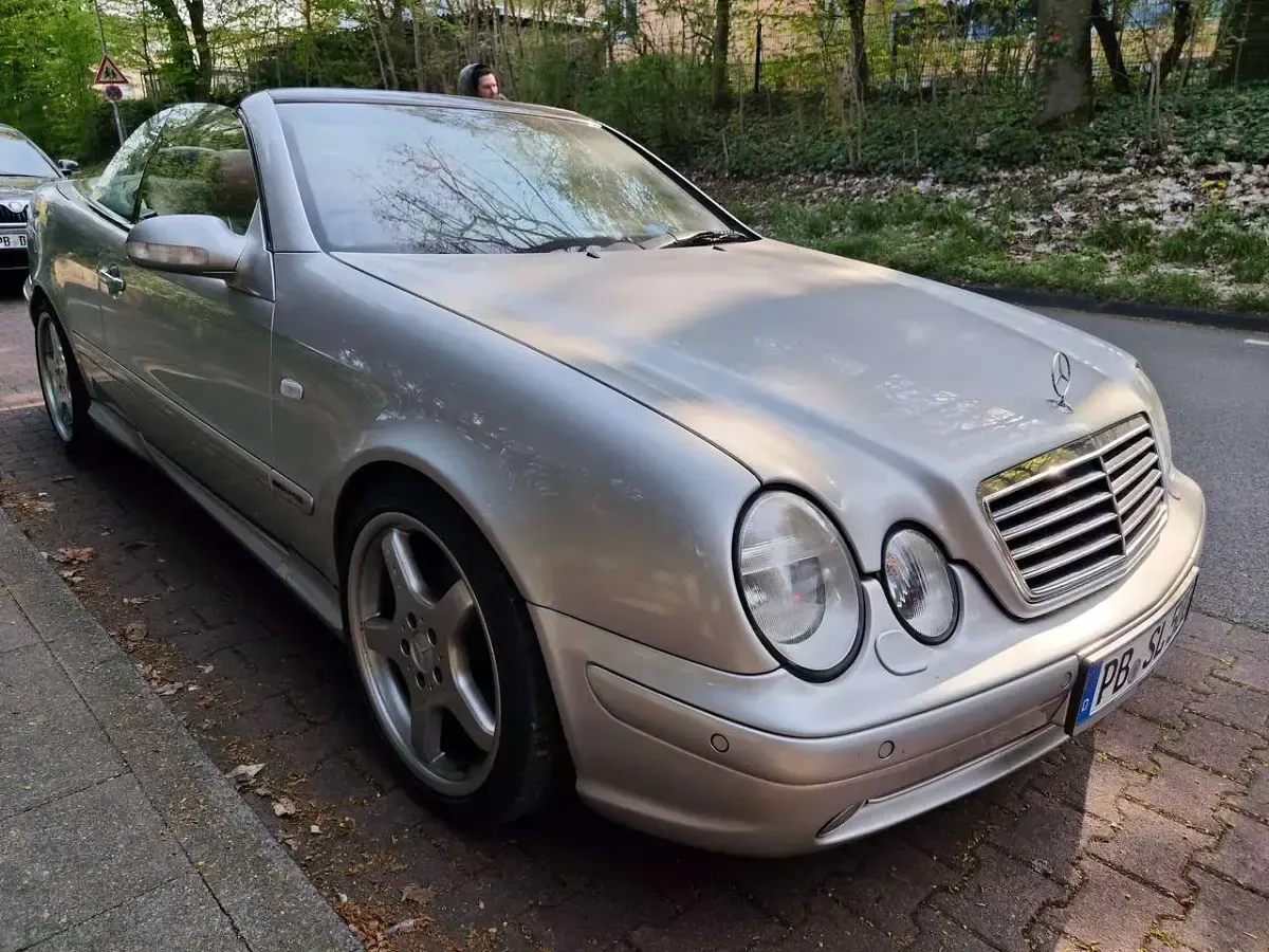 Gebraucht Mercedes CLK320 AMG 218 PS (160 kW) 2000 Silber Cabrio