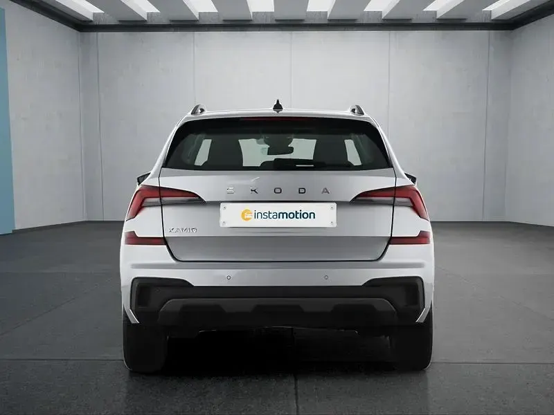 Gebraucht Skoda Kamiq 150 PS (110 kW) 2025 Silber SUV