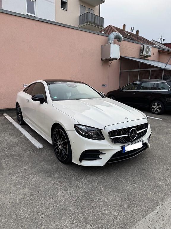 Gebraucht Mercedes E400 333 PS (244 kW) 2017 Weiß Coupé